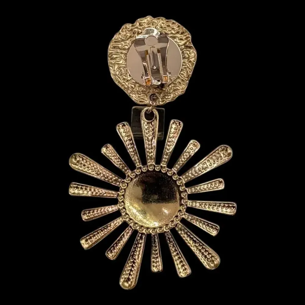 Jewelry - 01-Pop Arty Golden Sun Clip - MAISON FITZGERALD