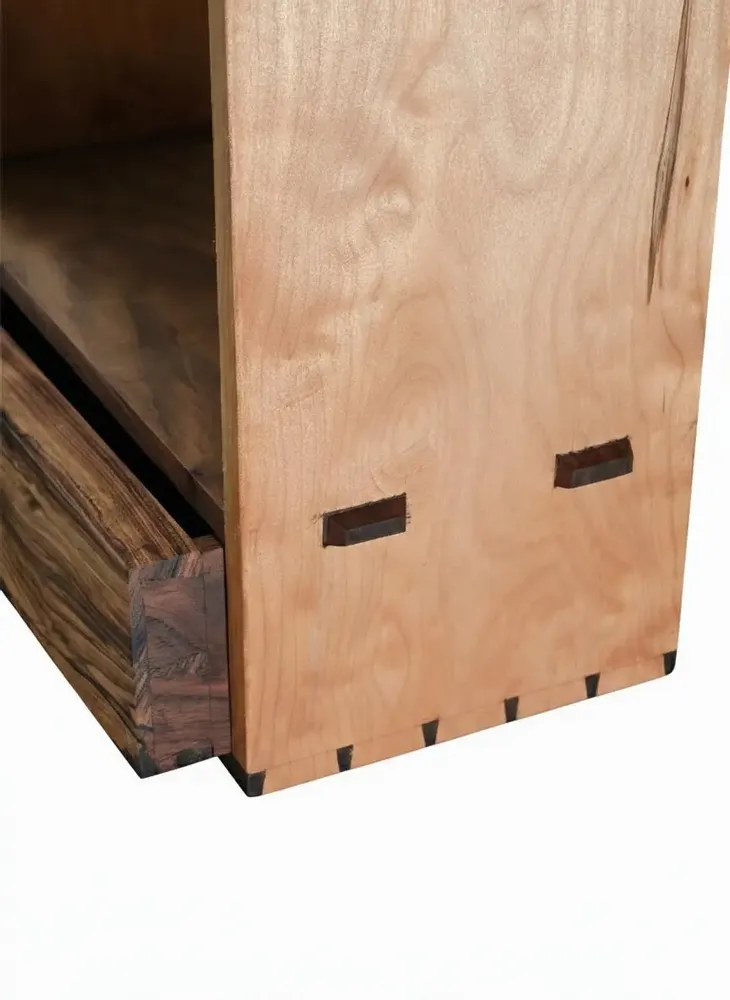 Bookshelves - Dovetailed Bookcase - JOURNEY - GIUSEPPE DEEPAK BENTI