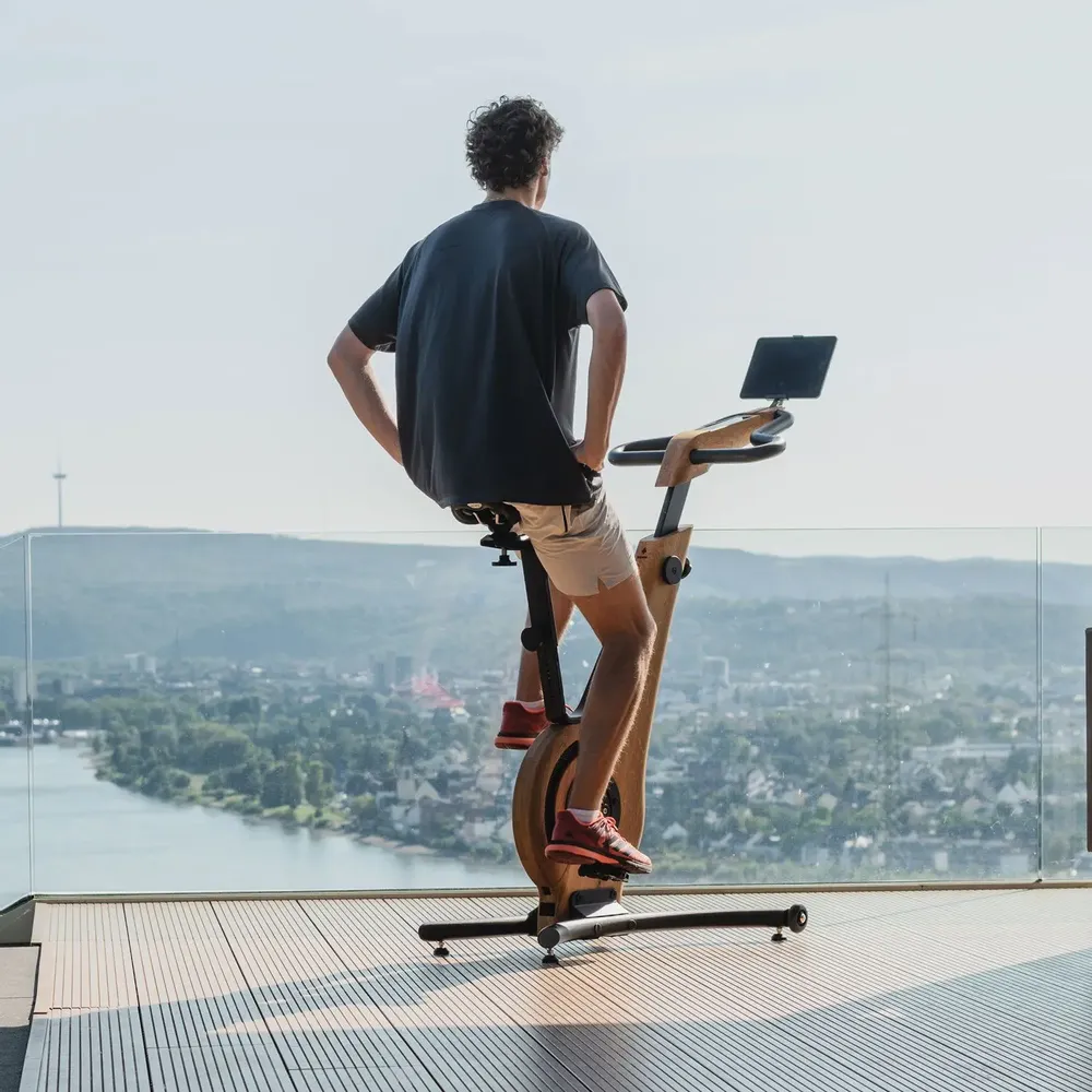 Vélos d'appartements - NOHRD Bike V2 | Vélo d'appartement - WATERROWER | NOHRD FRANCE