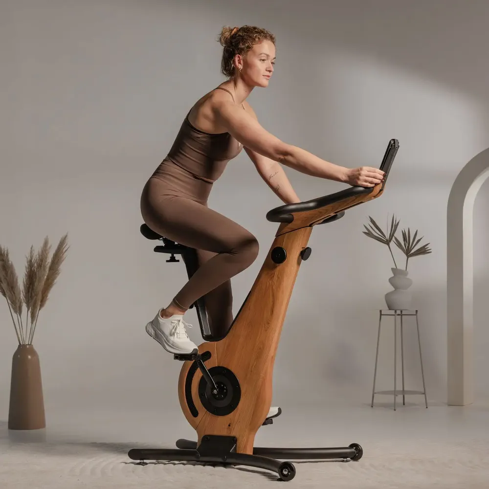 Vélos d'appartements - NOHRD Bike V2 | Vélo d'appartement - WATERROWER | NOHRD FRANCE