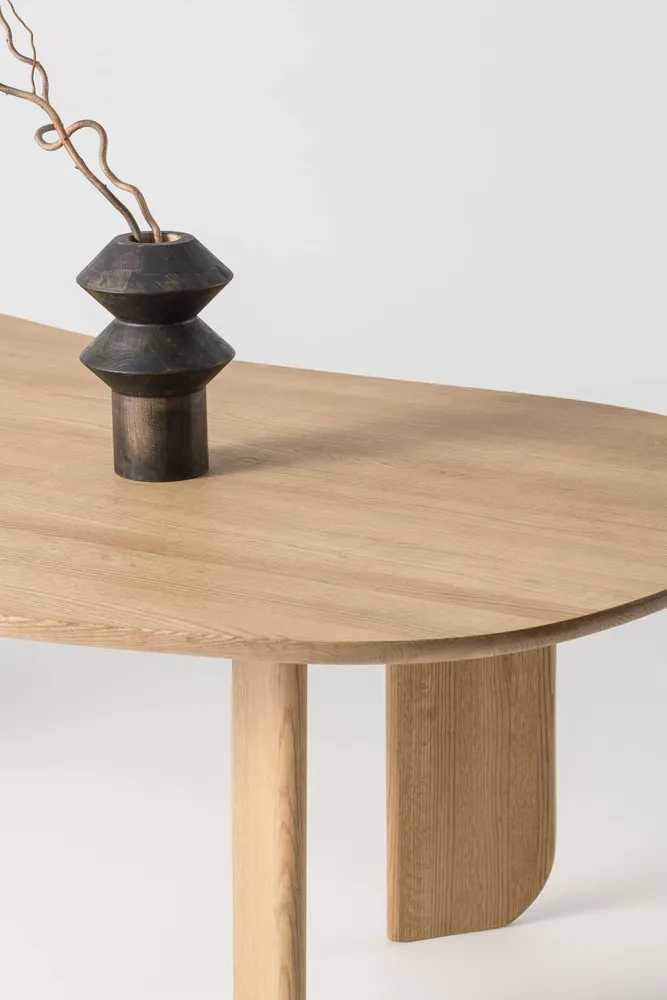 Dining Tables - ORGANIC | Wave-Shaped Sculptural Oak Table - TIVOLI