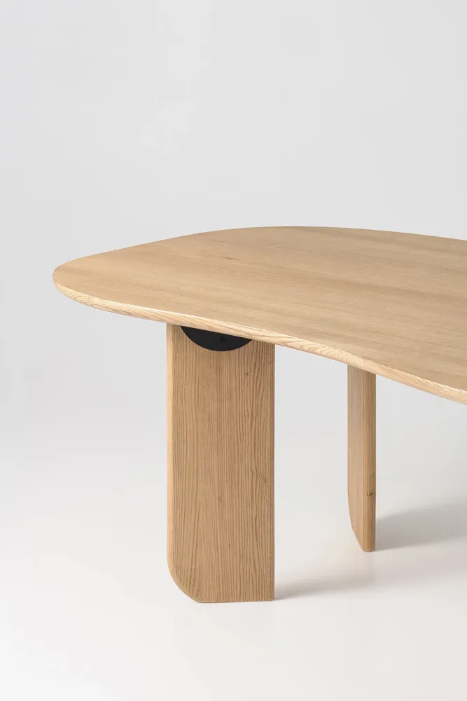 Dining Tables - ORGANIC | Wave-Shaped Sculptural Oak Table - TIVOLI