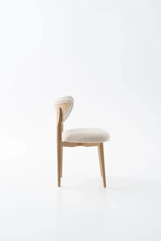 Chairs for hospitalities & contracts - MOON | Sculptural Crescent Dining Chair - TIVOLI