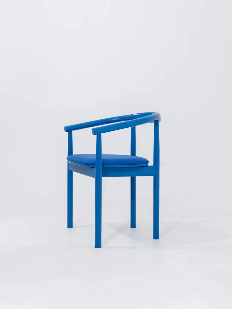 Chairs for hospitalities & contracts - CALM Chair | Award-Winning Minimalist Design - TIVOLI
