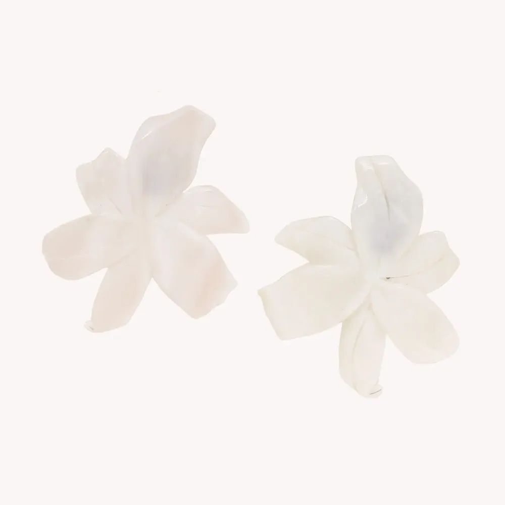 Bijoux - Boucles d'oreilles clips fleurs 5 pétales nacre - Lis Blanc - NATURE BIJOUX