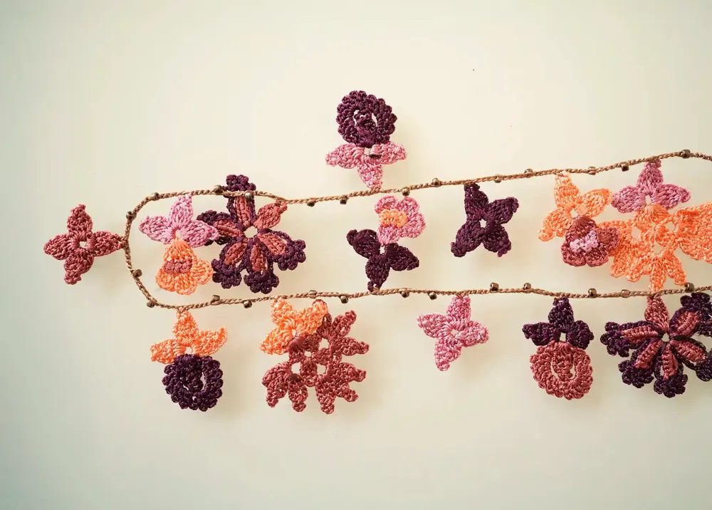 Jewelry - LACE NECKLACE, PLANT PATTERNS, BLOOM MODEL. - KARAWAN AUTHENTIC