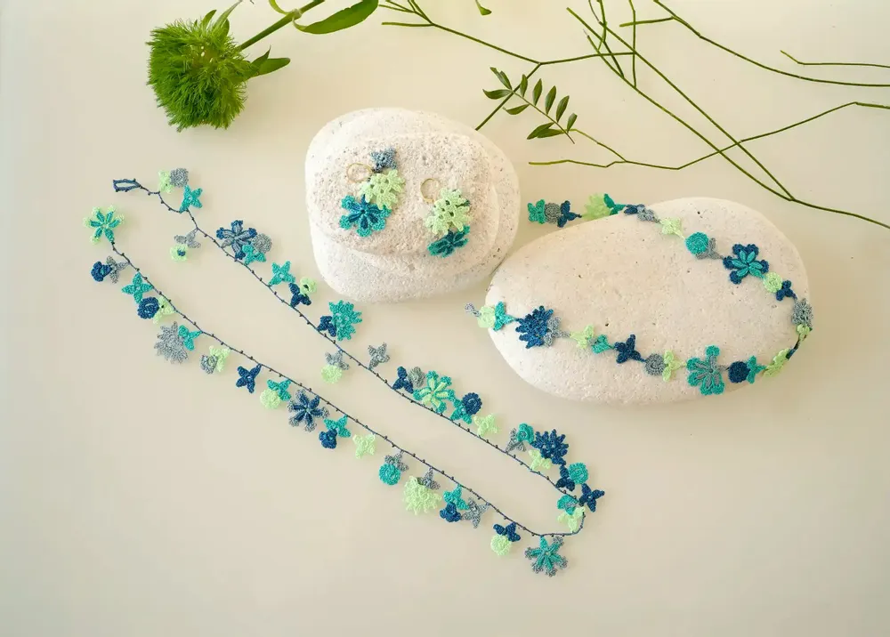 Jewelry - LACE NECKLACE, PLANT PATTERNS, BLOOM MODEL. - KARAWAN AUTHENTIC