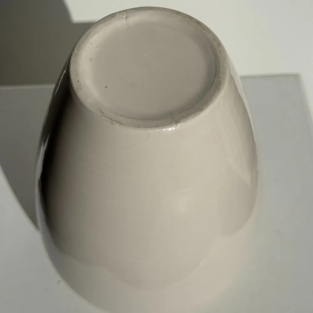 Vases - Vase moderne oblong blanc H18,5 - OFFICE OBJETS