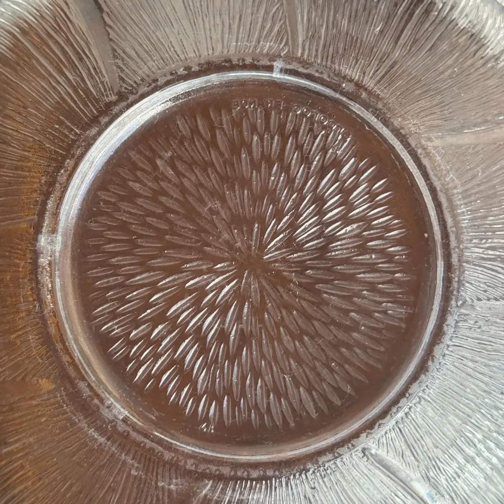 Platter and bowls - Very large vintage salad bowl with stylized flower petals pattern H14. - OFFICE OBJETS