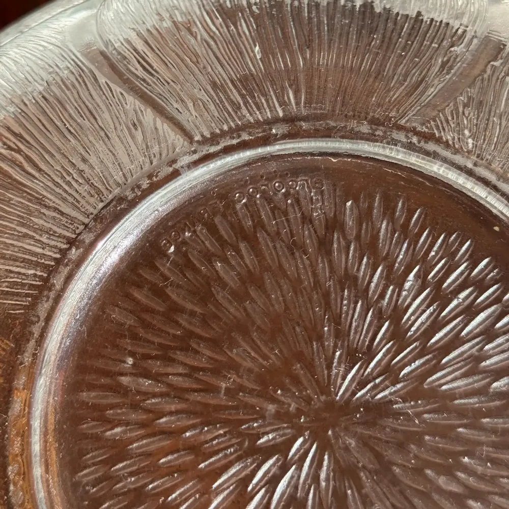 Platter and bowls - Very large vintage salad bowl with stylized flower petals pattern H14. - OFFICE OBJETS