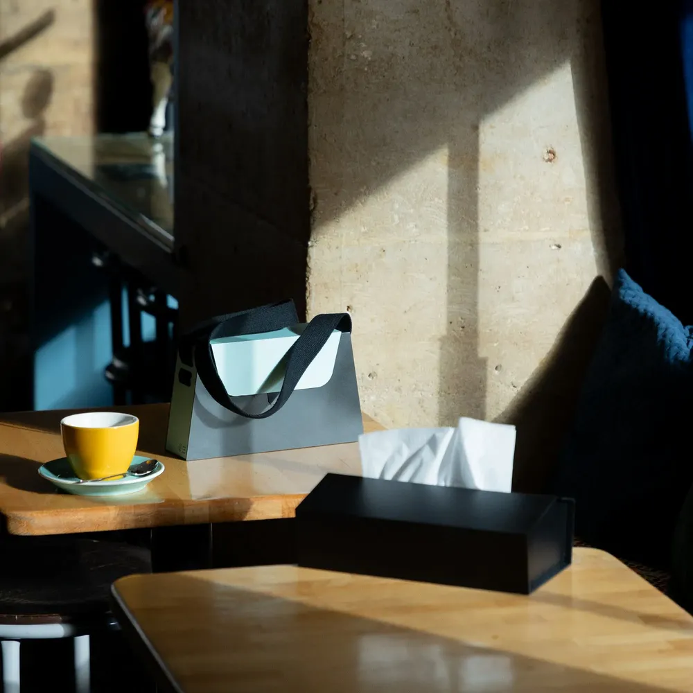 Serviettes - Utchi Tissue Box - Black - PAPER FOR PAPER