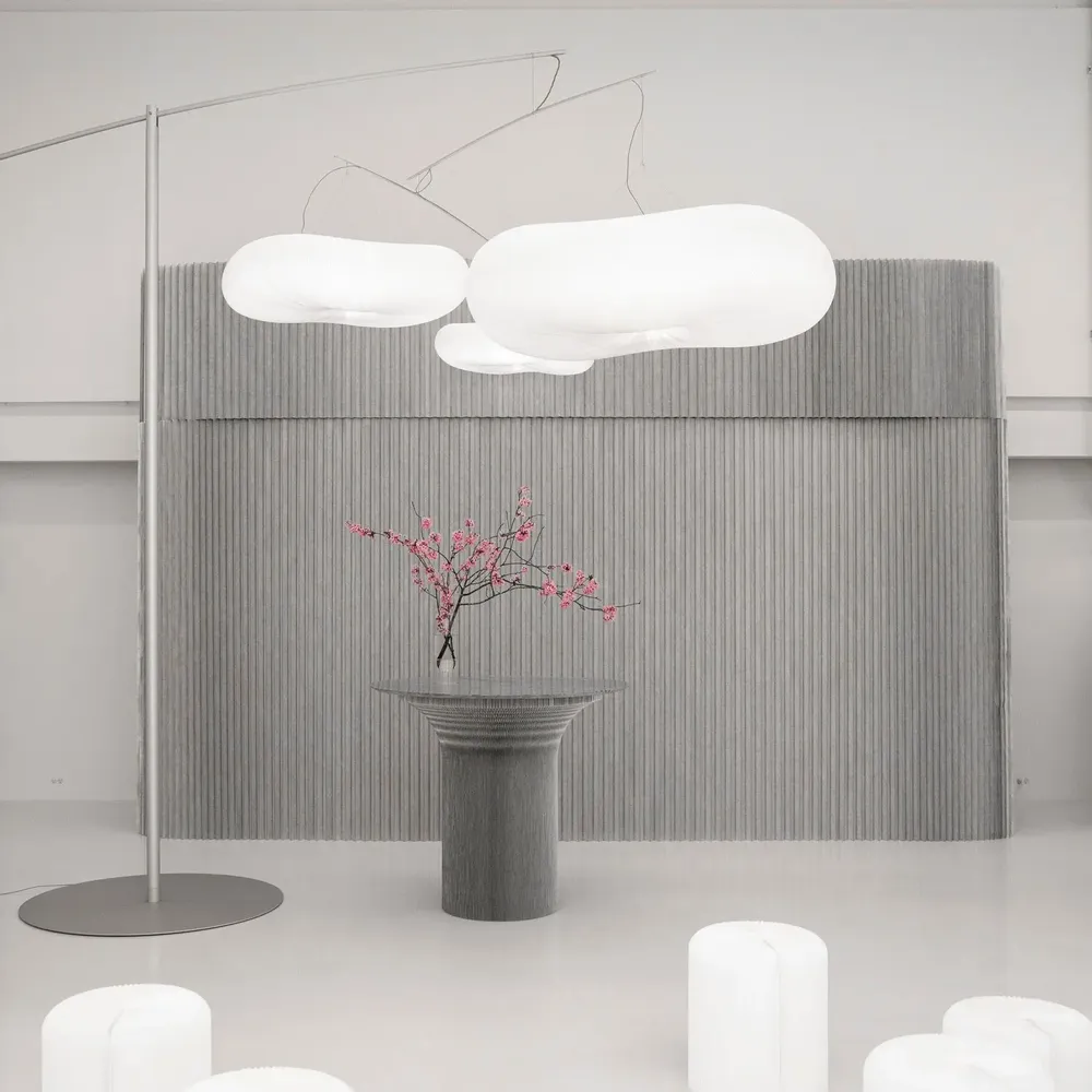 Dining Tables - cantilever table | table with folding base - MOLO