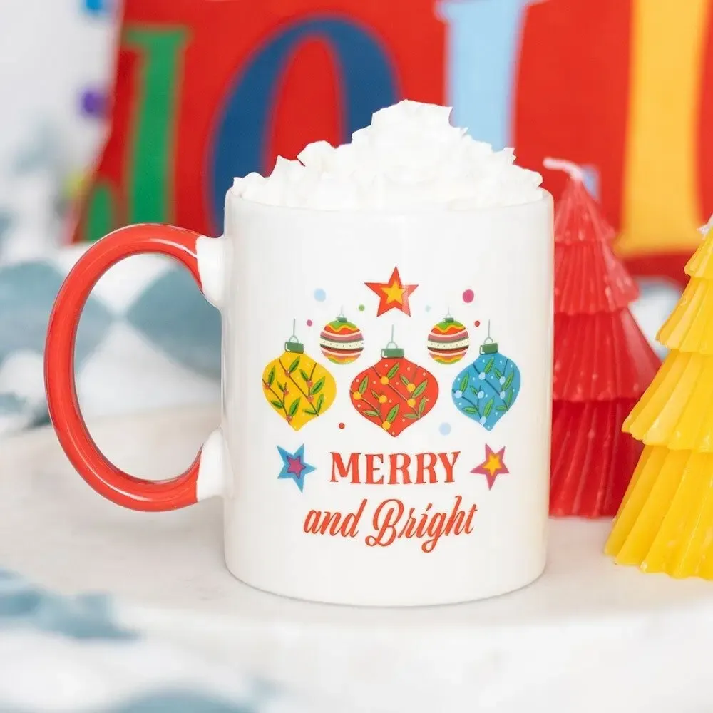 Tasses et mugs - Mug à boules de Noël joyeuses et brillantes - SOMETHING DIFFERENT WHOLESALE