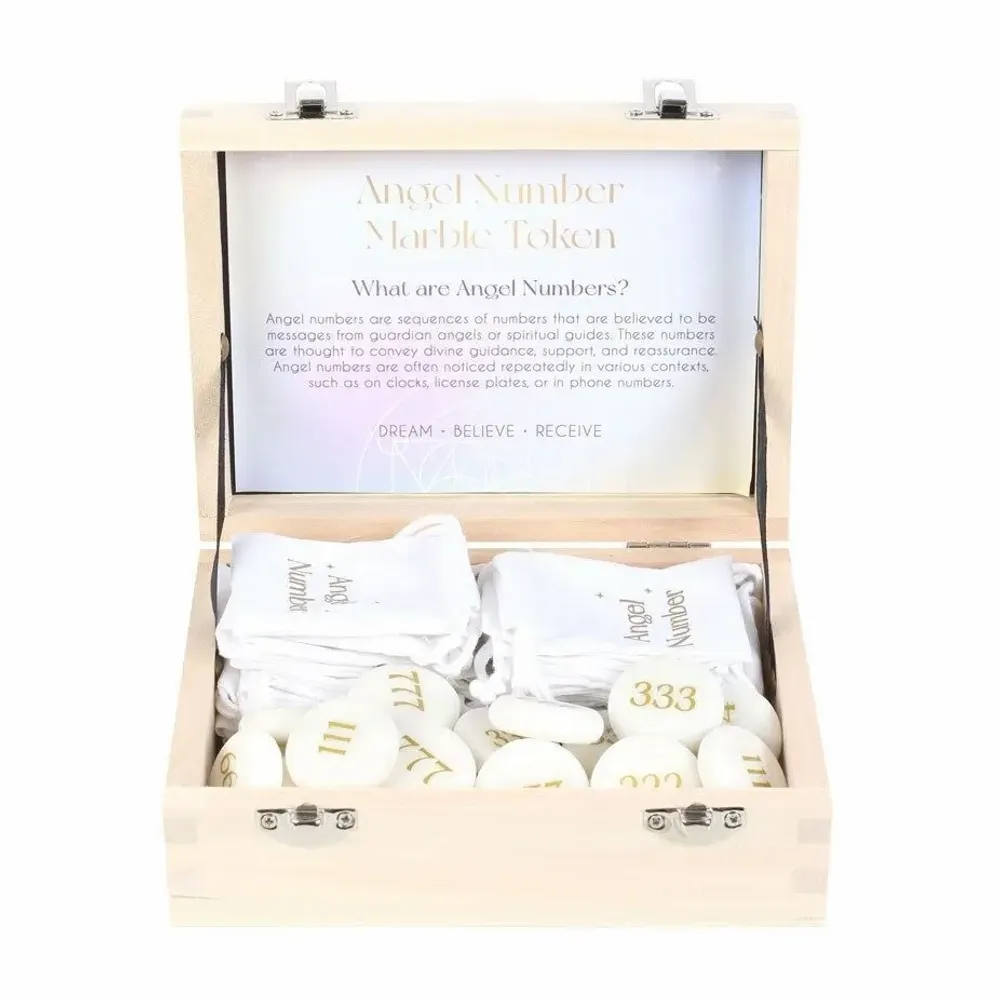 Ornements - Boîte de 27 pierres souvenirs en marbre avec chiffres des anges - SOMETHING DIFFERENT WHOLESALE