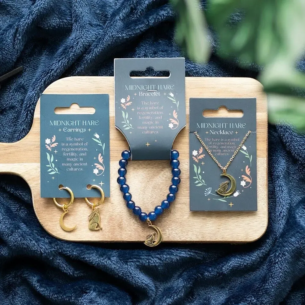 Bijoux - Ensemble de 18 bijoux Midnight Hare exposés - SOMETHING DIFFERENT WHOLESALE