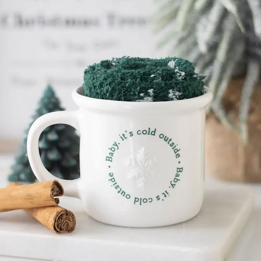 Tasses et mugs - Ensemble tasse et chaussettes « Bébé, il fait froid dehors » - SOMETHING DIFFERENT WHOLESALE