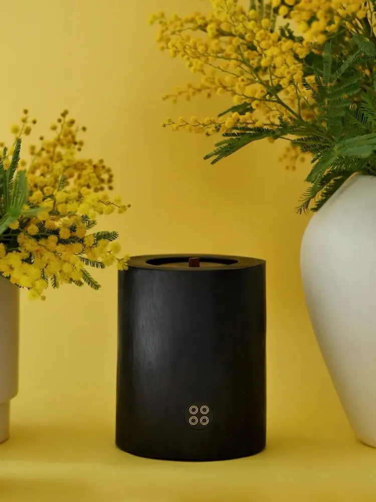 Candles - BLACK ILLUSIONS – Charred Wood Scented Candles with Rare Oils - WOOD MOOD | :DODOMOOM