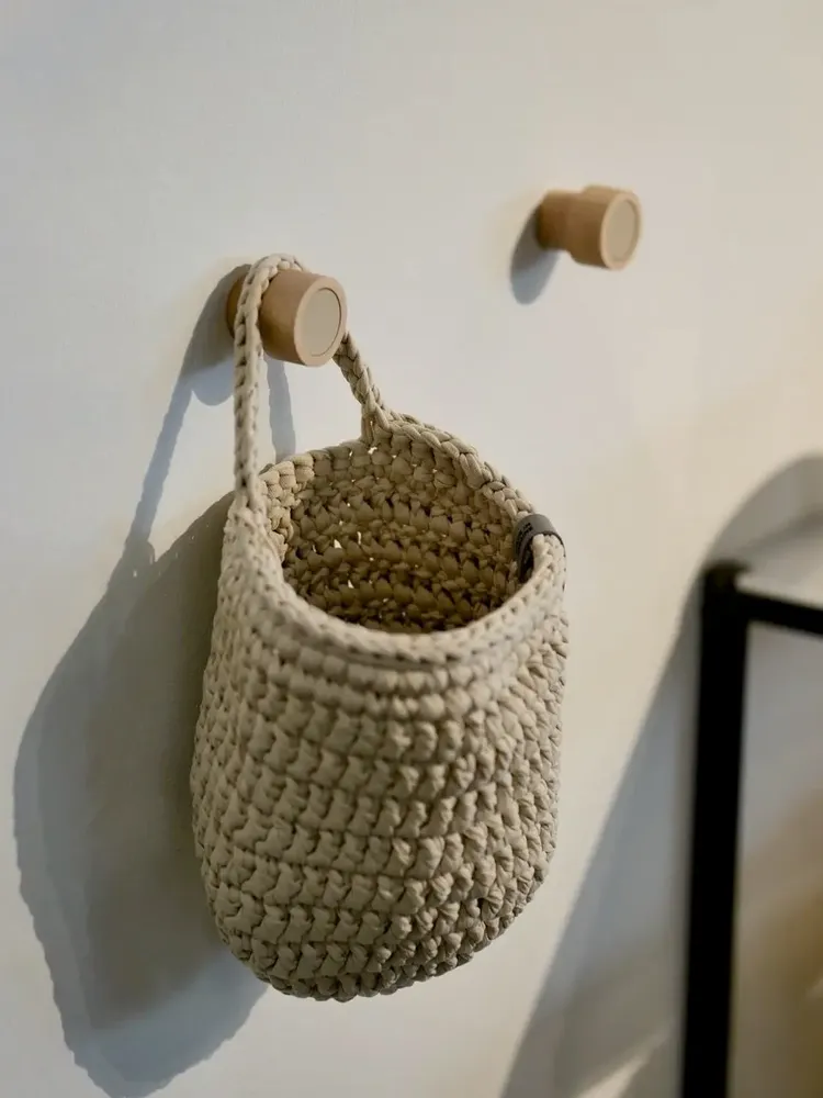 Objets design - Patères NORDIC – Crochets Muraux en Bois Massif et Cuir - WOOD MOOD | :DODOMOOM