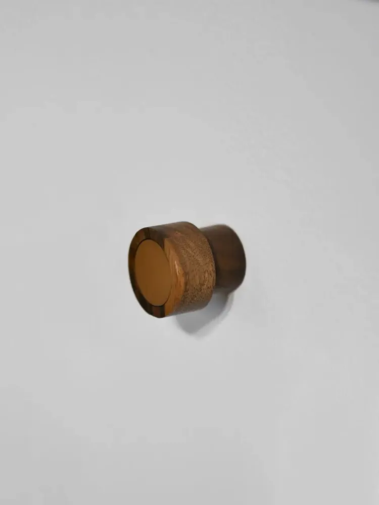 Objets design - Patères NORDIC – Crochets Muraux en Bois Massif et Cuir - WOOD MOOD | :DODOMOOM