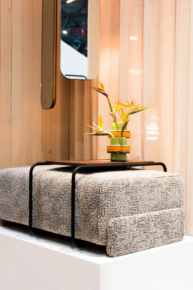 Poufs - Ottoman Otto et Table Ray - VIPS AND FRIENDS