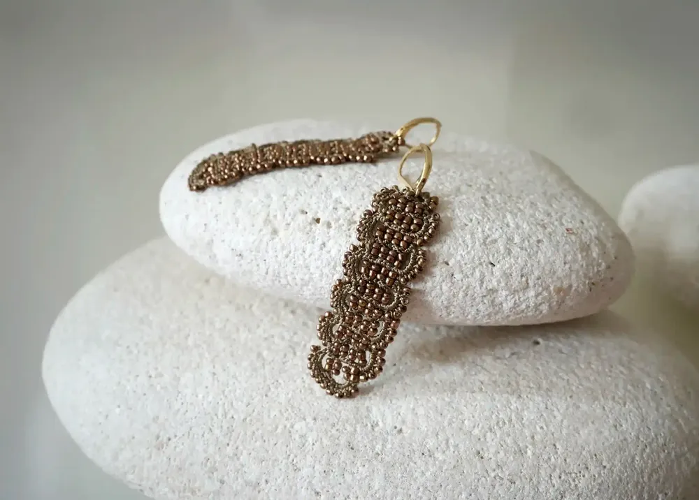 Jewelry - DESIGNER EARRINGS, WIRE AND METALLIC BEADS, BARK MODEL - KARAWAN AUTHENTIC