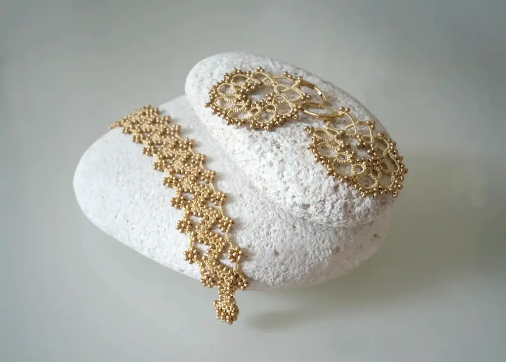 Jewelry - EARRINGS MADE OF WIRE & BEADS, FLOWER - KARAWAN AUTHENTIC