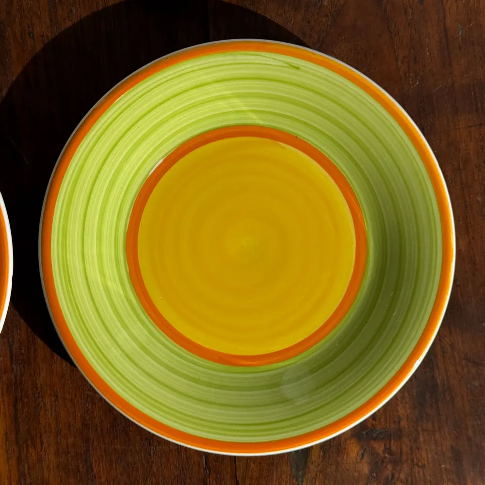 Everyday plates - Set of 4 Italian ceramic plates with green orange yellow sparkles D20 - OFFICE OBJETS