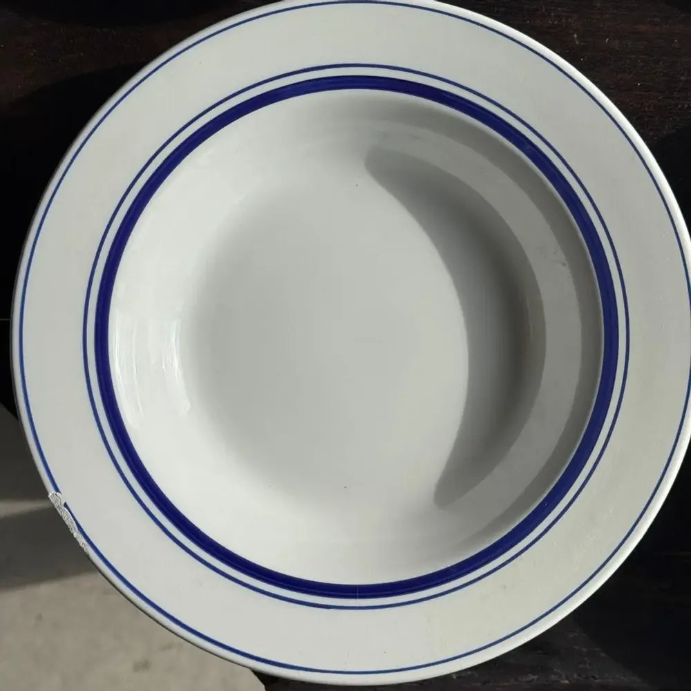 Assiettes au quotidien - Lot de 4 assiettes italiennes creuses Ceramica Quadrifoglio liseré - OFFICE OBJETS