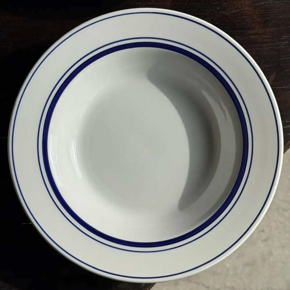 Assiettes au quotidien - Lot de 4 assiettes italiennes creuses Ceramica Quadrifoglio liseré - OFFICE OBJETS