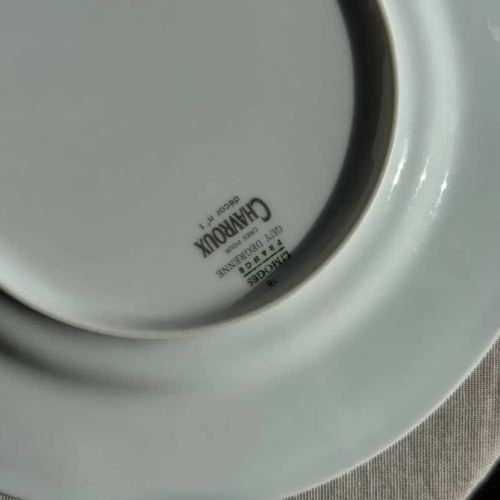 Everyday plates - Set of 12 France Chavroux 90s cheese plates D 21.5 - OFFICE OBJETS