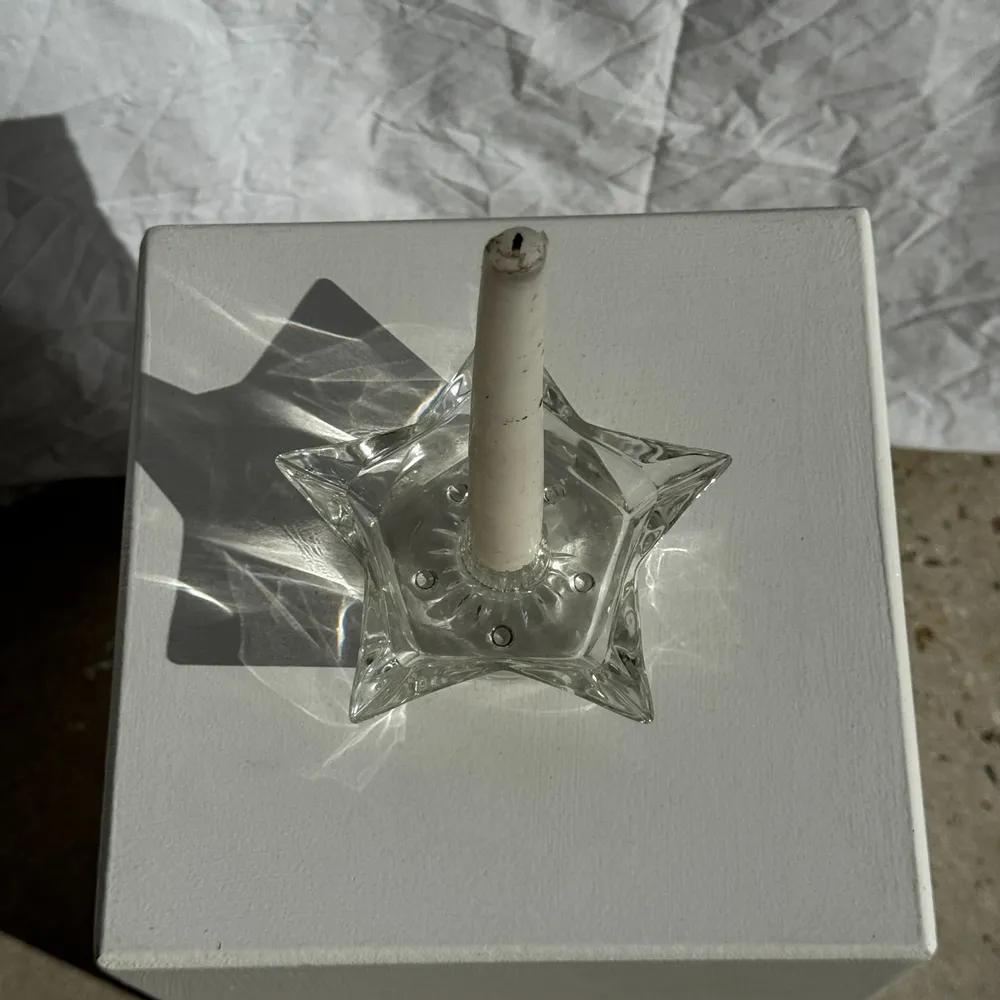 Bougeoirs et photophores  - Bougeoir étoile en verre vintage D13 - OFFICE OBJETS