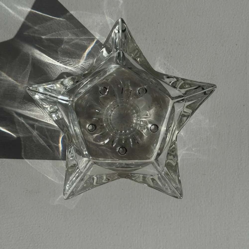 Bougeoirs et photophores  - Bougeoir étoile en verre vintage D13 - OFFICE OBJETS