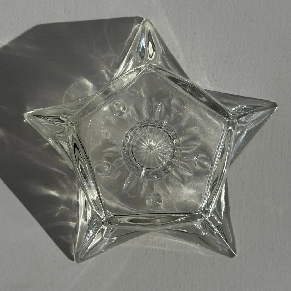 Bougeoirs et photophores  - Bougeoir étoile en verre vintage D13 - OFFICE OBJETS
