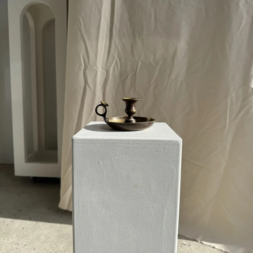 Bougeoirs et photophores  - Bougeoir à main doré ancien noirci H8 D13,5 - OFFICE OBJETS