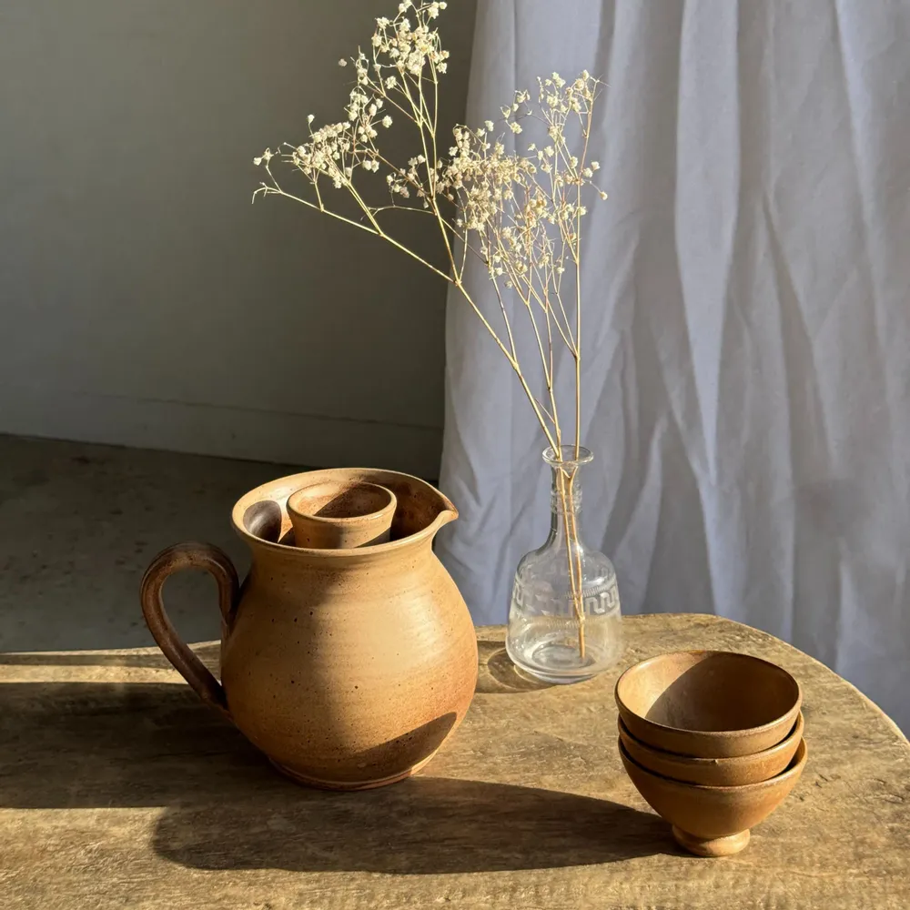 Carafes - Vintage Brutalist Sandstone Ball Refresher Rosé Pitcher H19 - OFFICE OBJETS