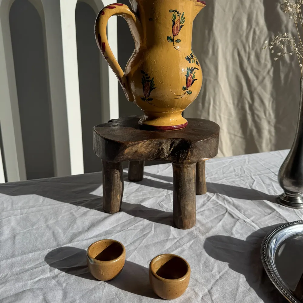 Bowls - Duo of vintage beige stoneware egg cups - Grès Village France H4 - OFFICE OBJETS