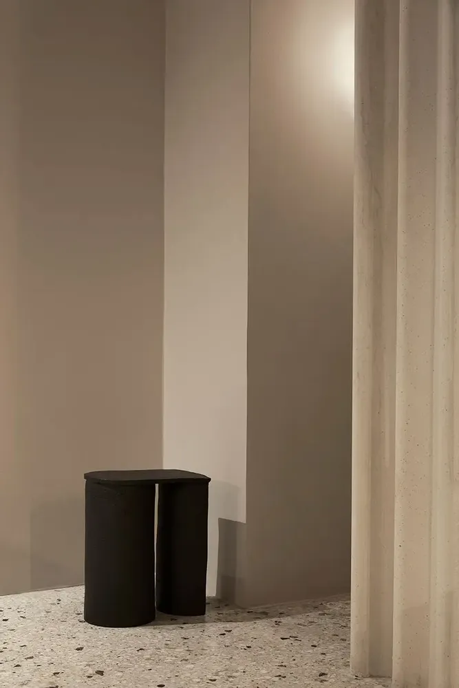 Coffee tables - the argilo side table – special edition - ⚫ OBSCOURA