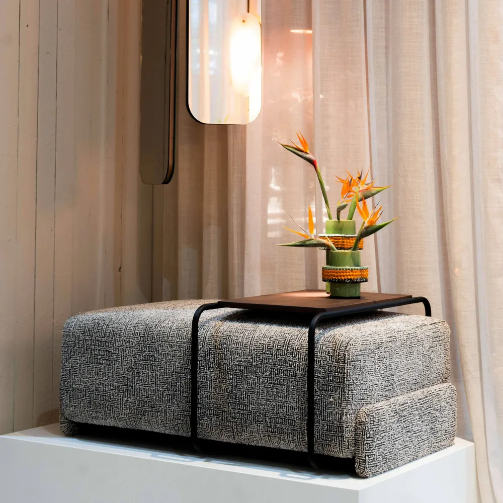 Poufs - Ottoman Otto et Table Ray - VIPS AND FRIENDS