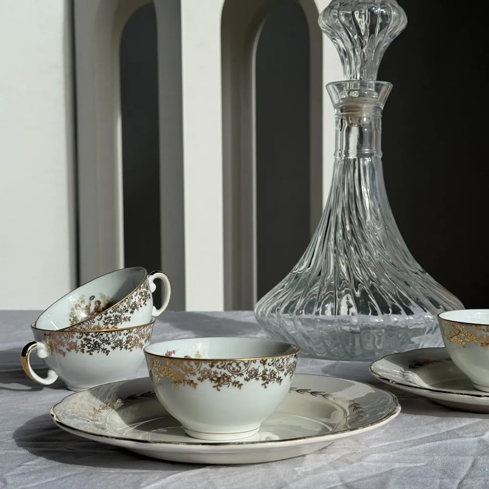 Assiettes de réception - Lot de 2 assiettes à dessert à liseré doré Gien Quimper D19 - OFFICE OBJETS