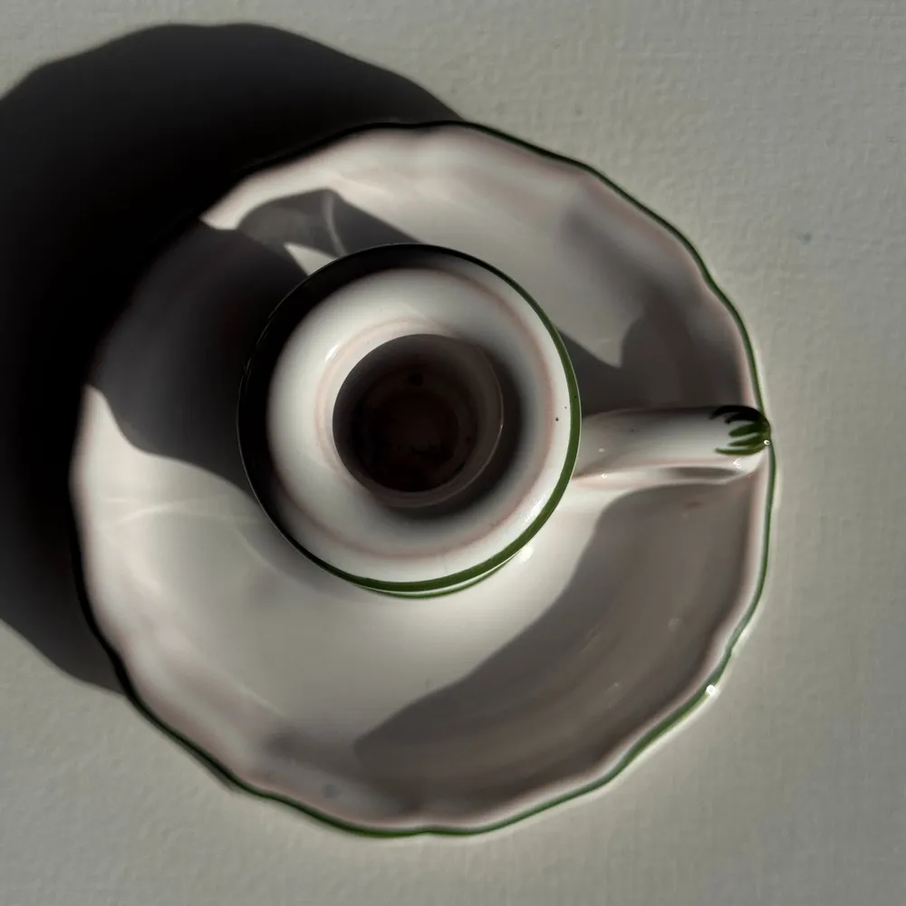 Candlesticks and candle holders - Small vintage earthenware hand candle holder with green border floral - OFFICE OBJETS