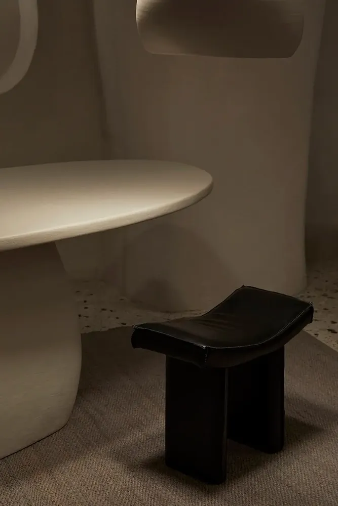 Tables de jardin - la table Eeno - OBSCOURA 𒊹︎ STUDIO