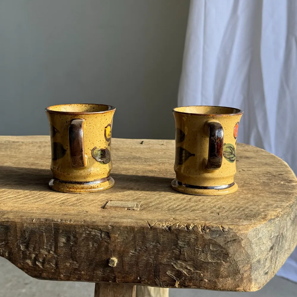 Mugs - Set of 2 vintage sandstone hand painted flower mugs H9.5 - OFFICE OBJETS