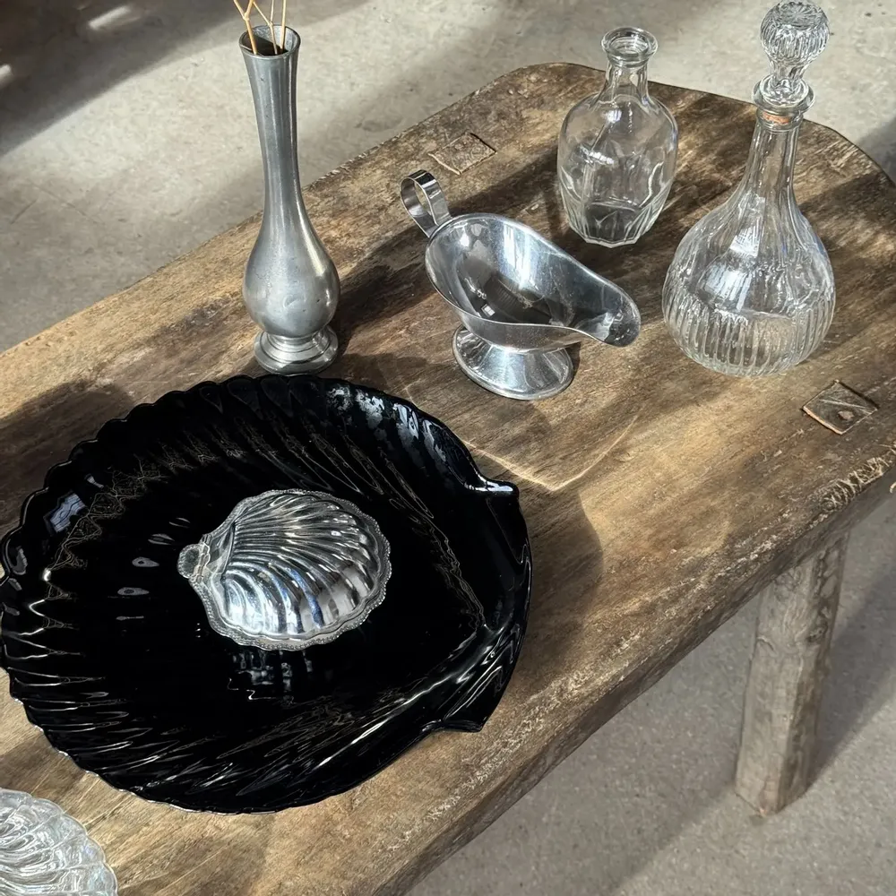 Plats et saladiers - Duo plats coquilles verre noir vintage D32 et D26 - OFFICE OBJETS