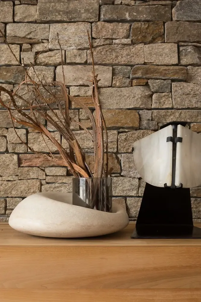 Objets de décoration - Plateau et vase pour fleur, en marbre CETUS PHOTOPHORE - OOUMM