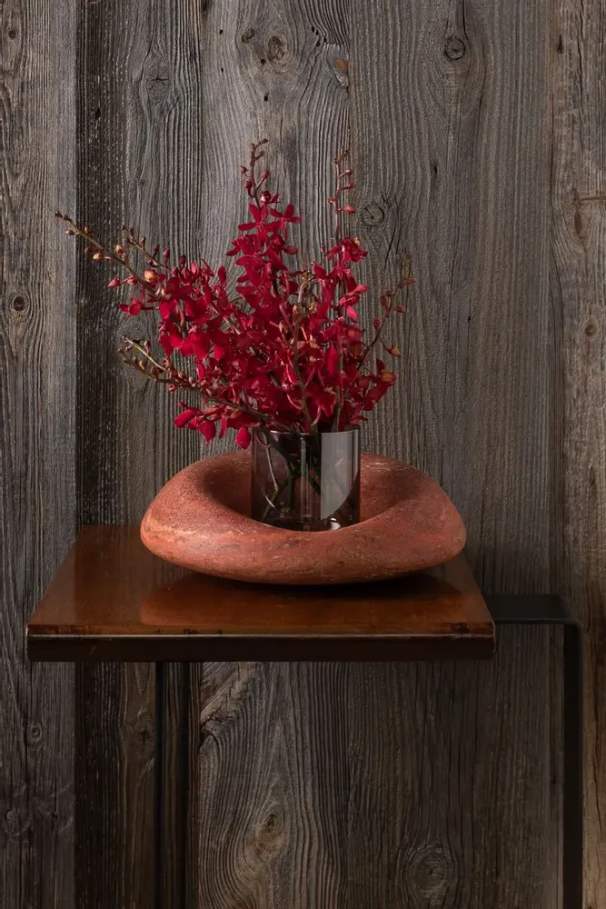 Objets de décoration - Plateau et vase pour fleur, en marbre CETUS PHOTOPHORE - OOUMM