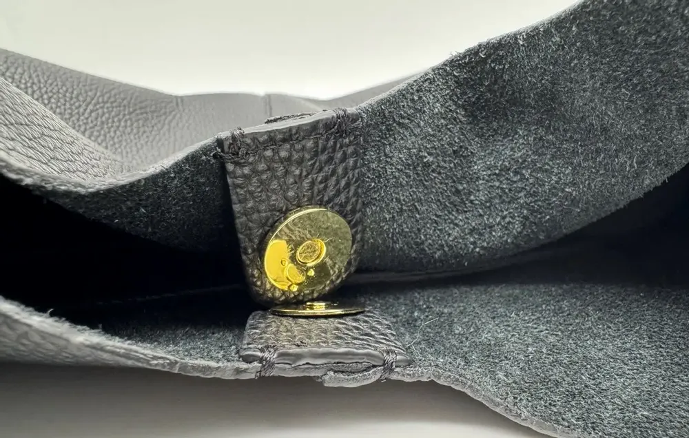 Bags and totes - Small Hobo bag - PASSIONE