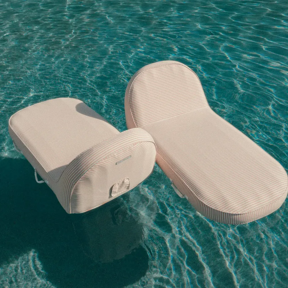 Piscines extérieures - The Pool Lounger - BUSINESS & PLEASURE CO.
