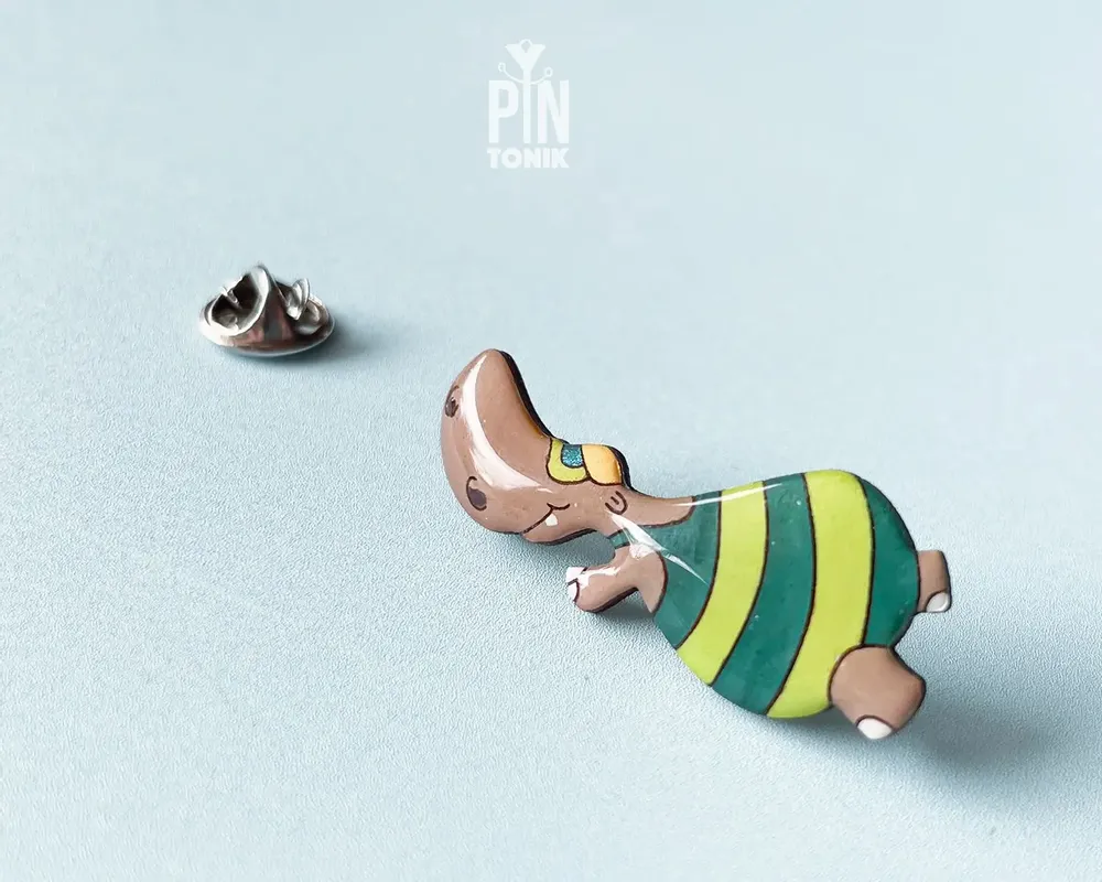 Broches - Pin’s en bois Hippopotame nageur - PINTONIK