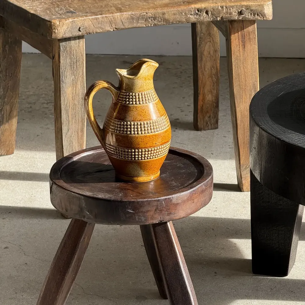 Carafes - Carafe vintage en grès jaune frises perlées Made in France H22 - OFFICE OBJETS