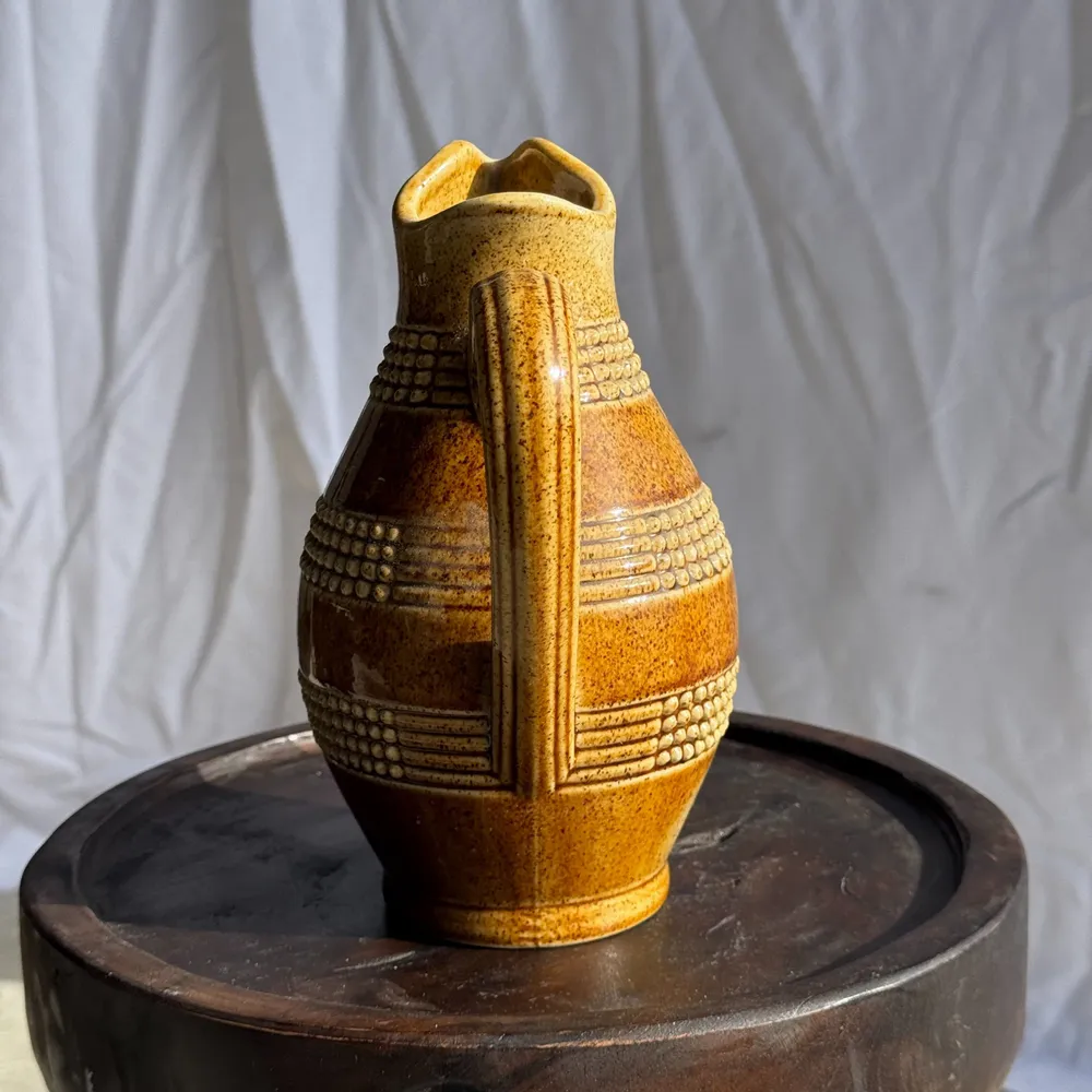 Carafes - Carafe vintage en grès jaune frises perlées Made in France H22 - OFFICE OBJETS